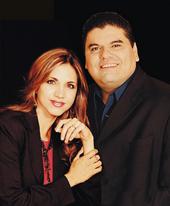 Jonathan Meza y Lizeth de Meza
